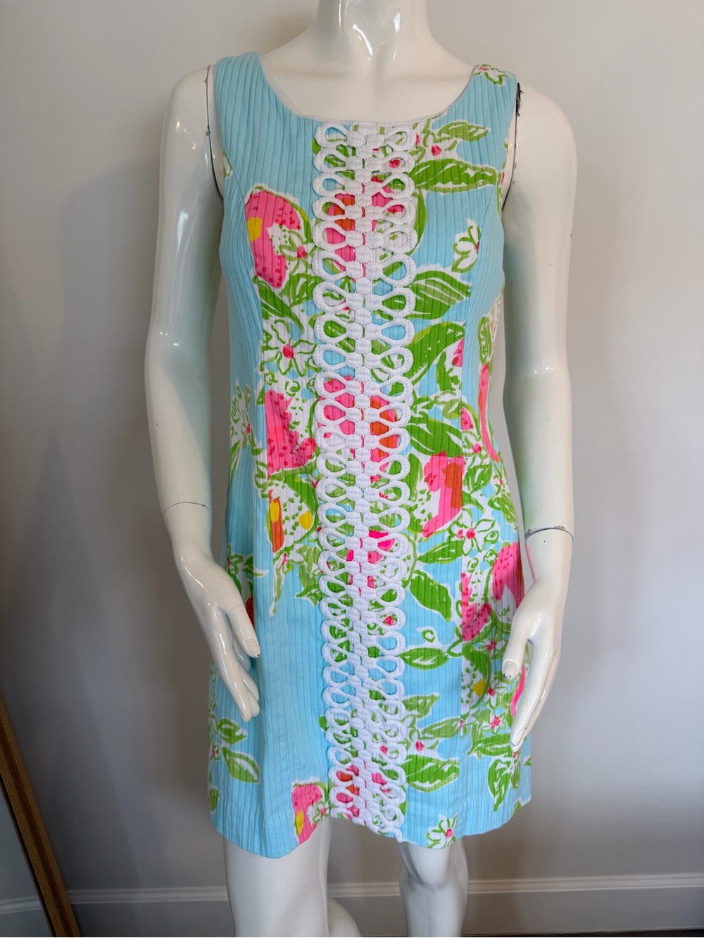 Lilly Pulitzer Pink Lemonade Cathy Shift 
Size 2